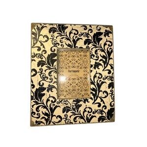 Pier One Black And Beige Distressed Wood 4x6 Picture Frame